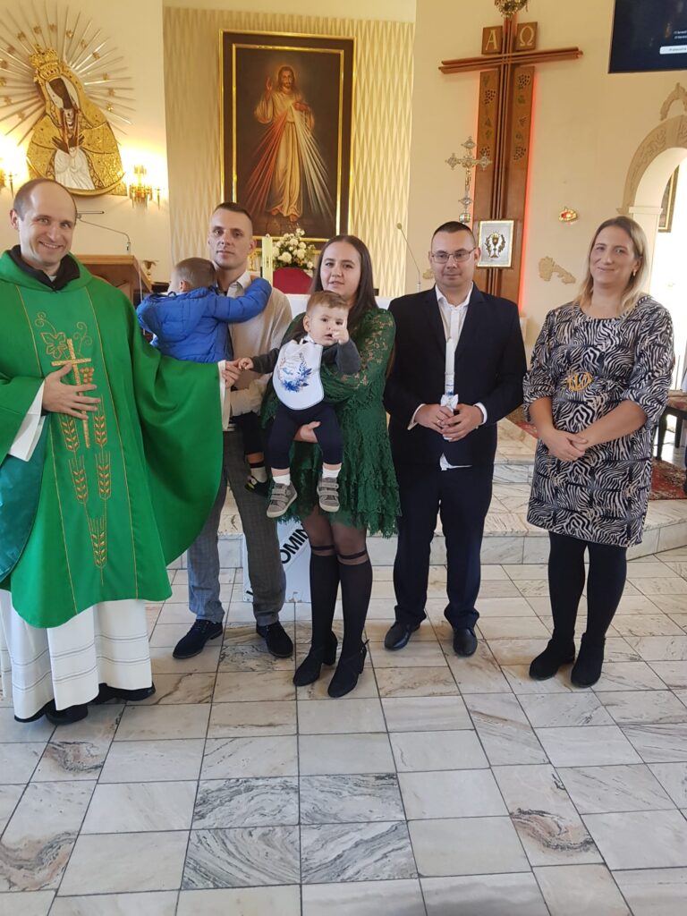 Chrzest – zdjęcie ilustrujące sakrament